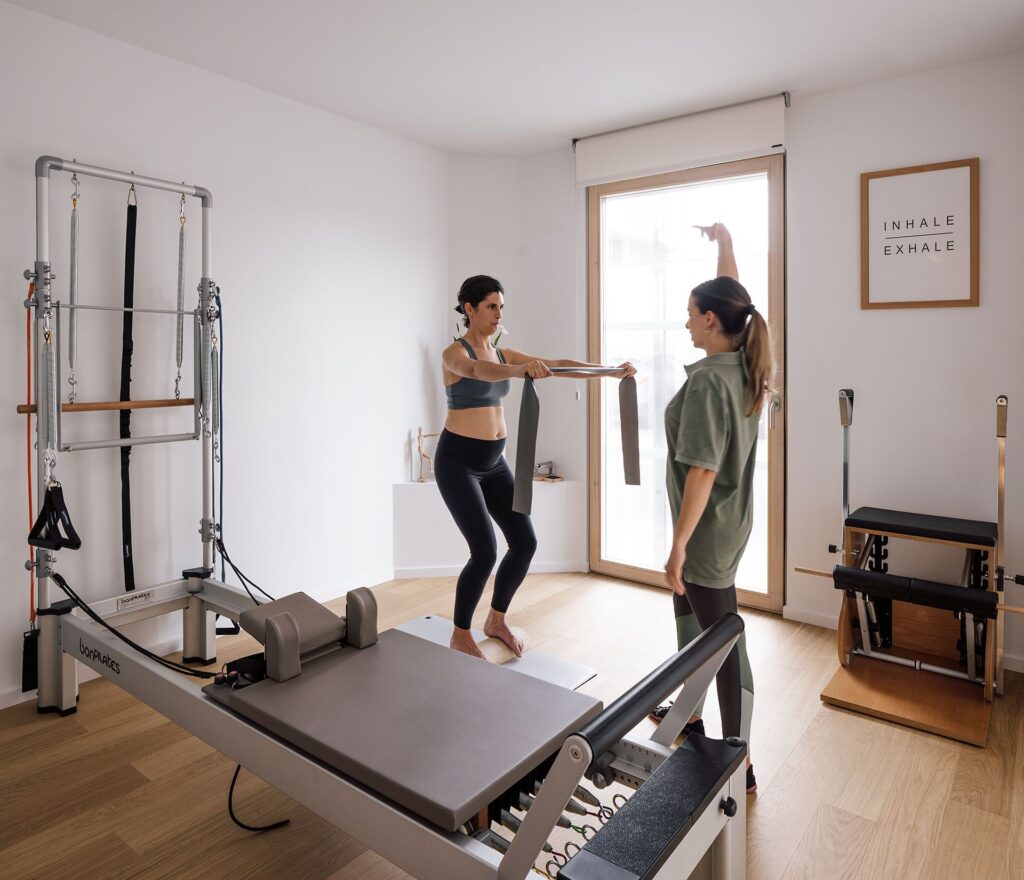 Sesión de Pilates y entrenamiento para embarazadas, preparamos para el parto a través del pilates.